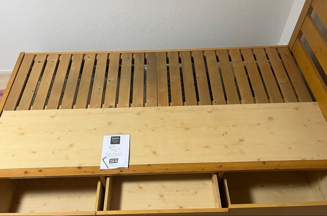 【送料込・最低価格】木製シングルベッドフレーム 引き出し付き