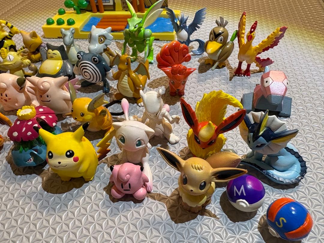 ポケモン モンスターボールコレクション モンコレ 初代 32体 - メルカリ