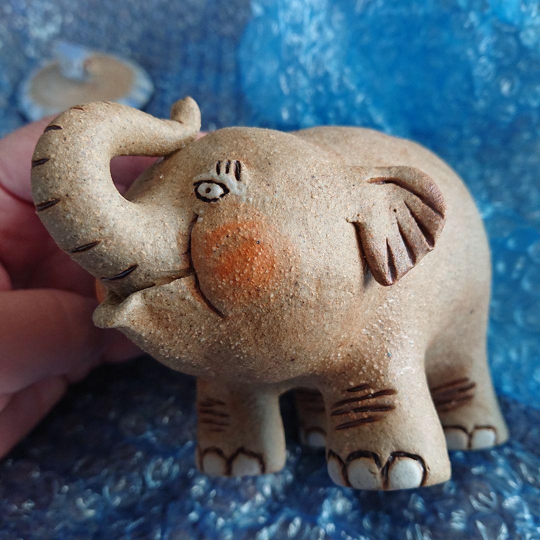 かとうゆみさん陶器象の置物