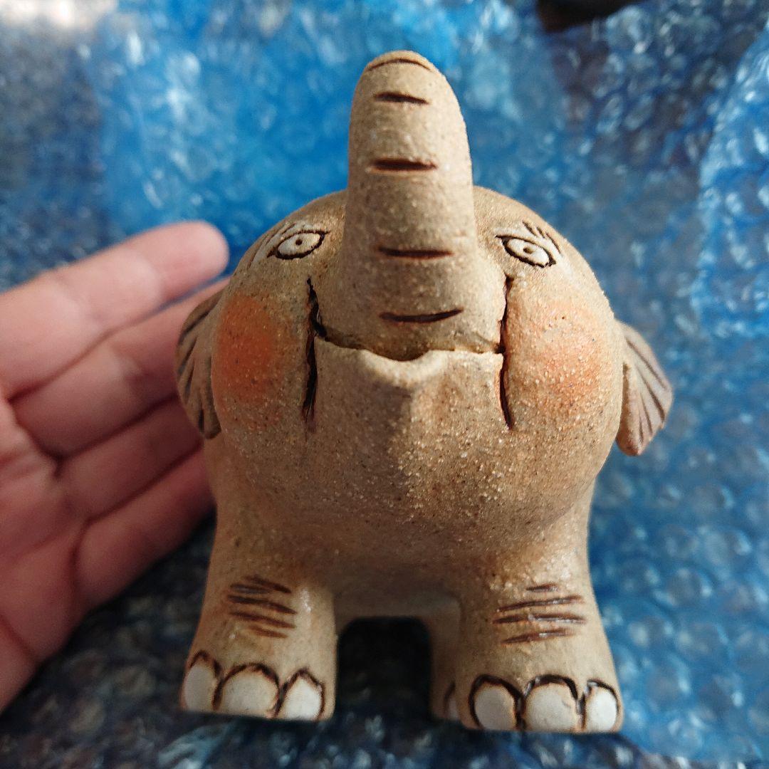 かとうゆみさん陶器象の置物