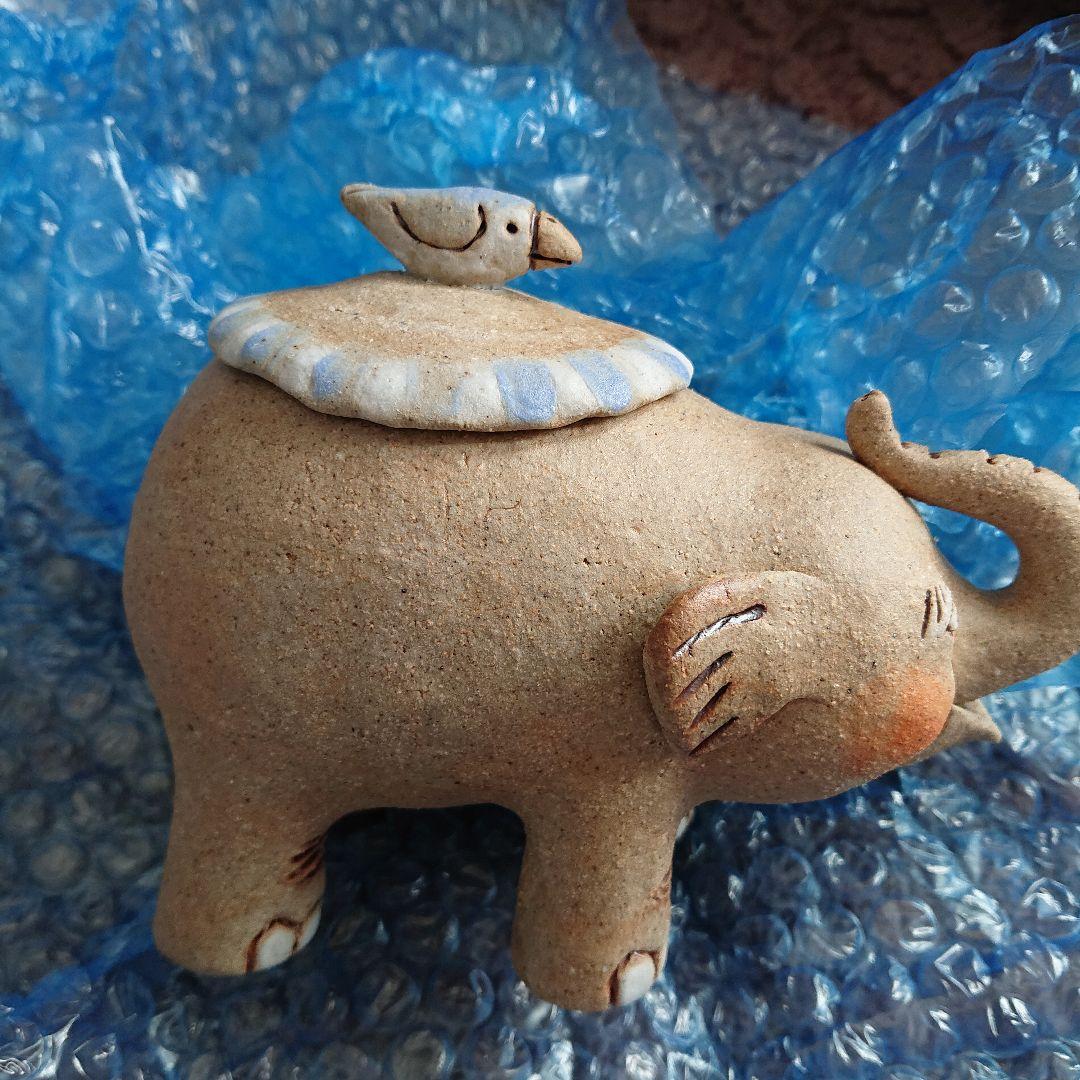 かとうゆみさん陶器象の置物