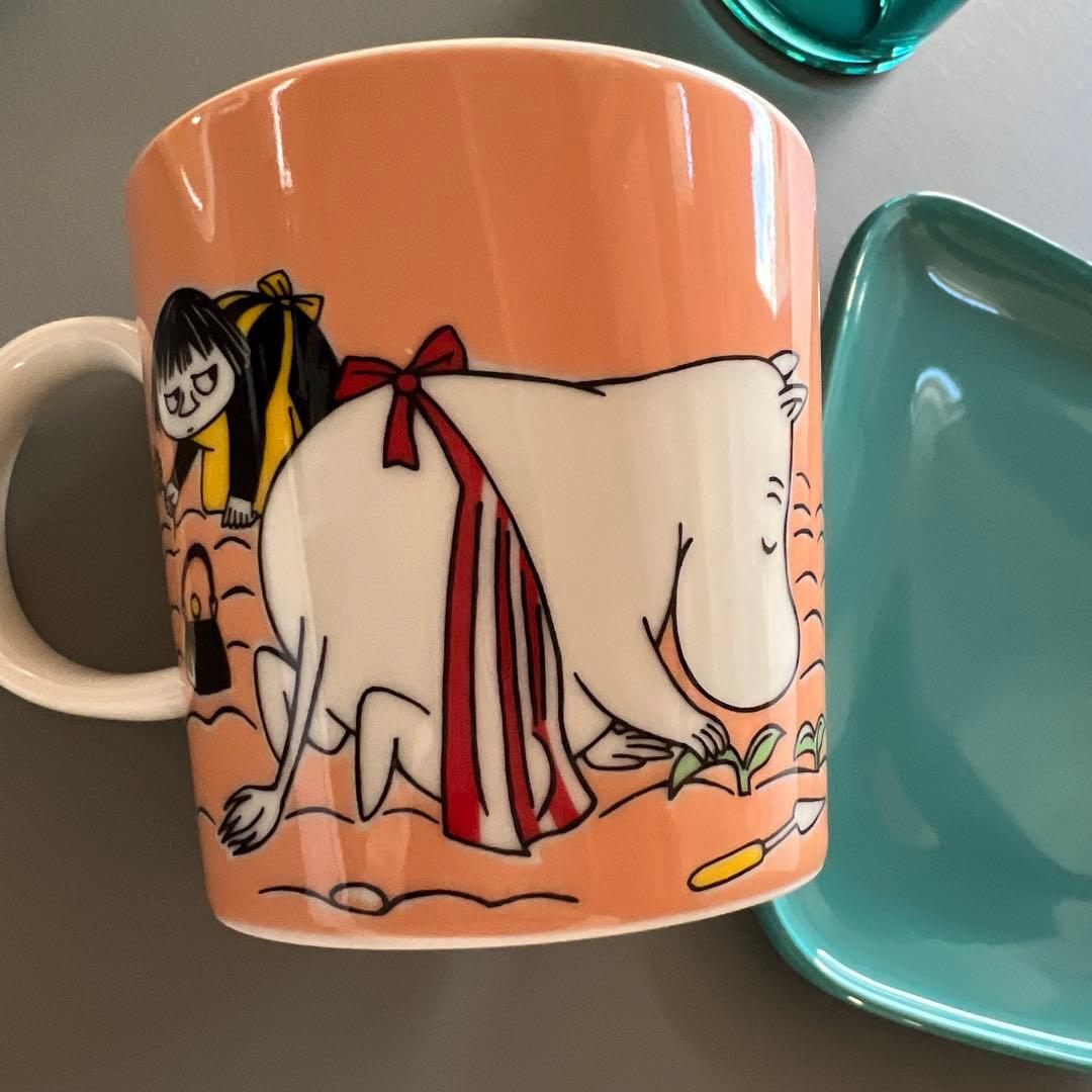 マリメッコ　アラビア　プレート、マグなど