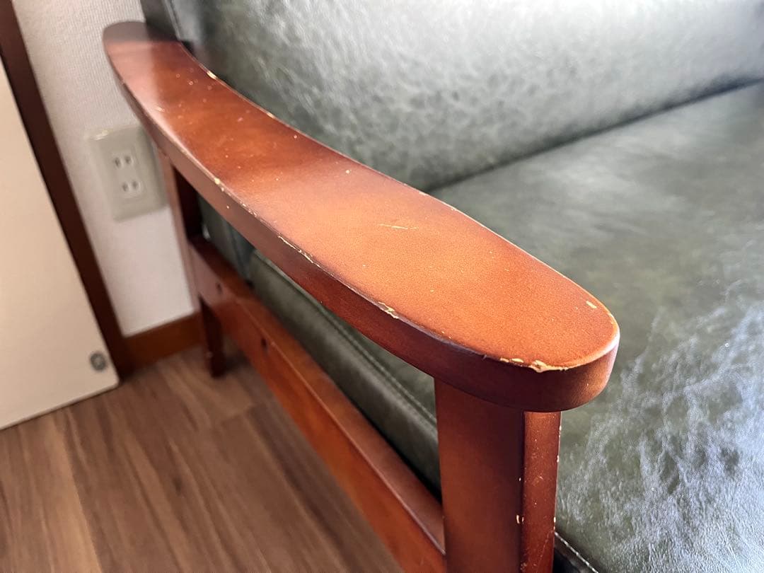 アンティークソファ2人掛け　ダークグリーン合成皮革