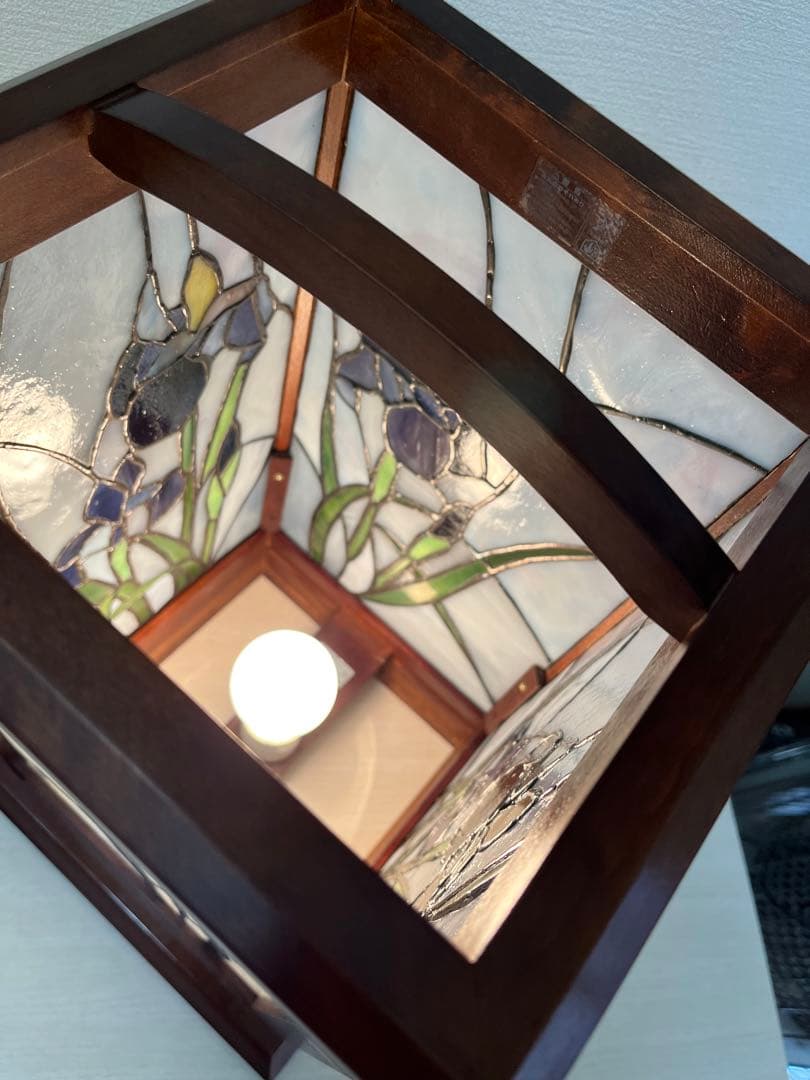 ステンドグラス《行燈》電気スタンド