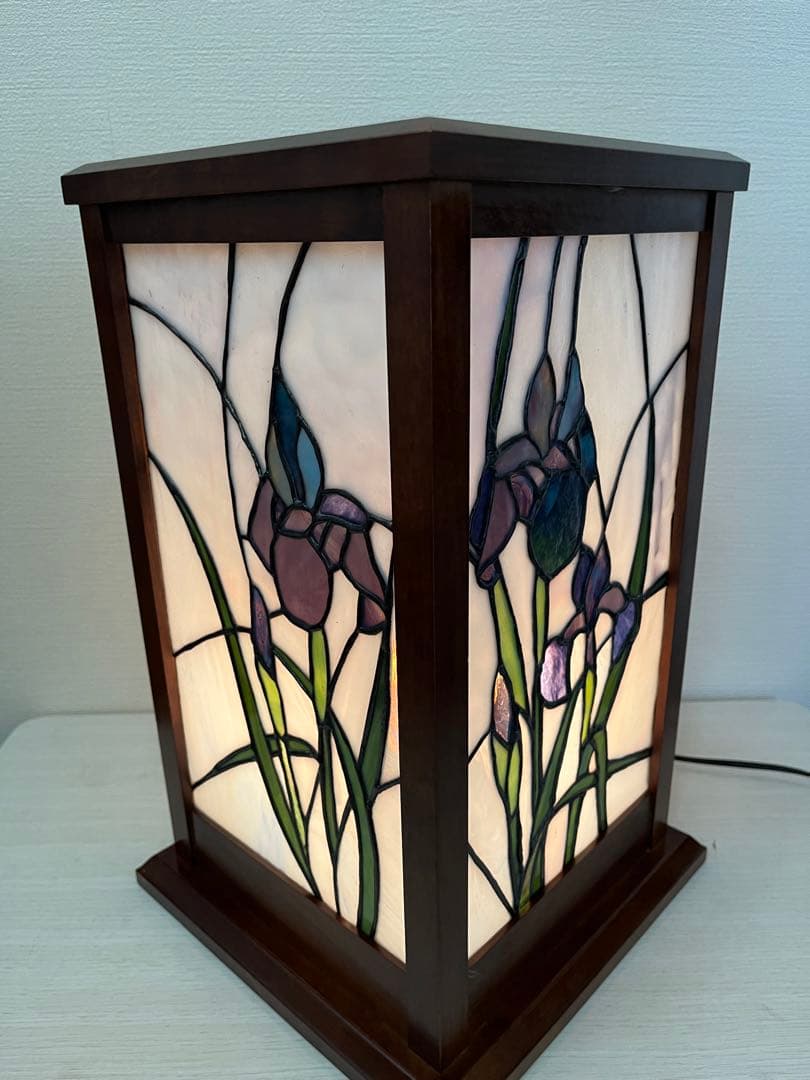 ステンドグラス《行燈》電気スタンド