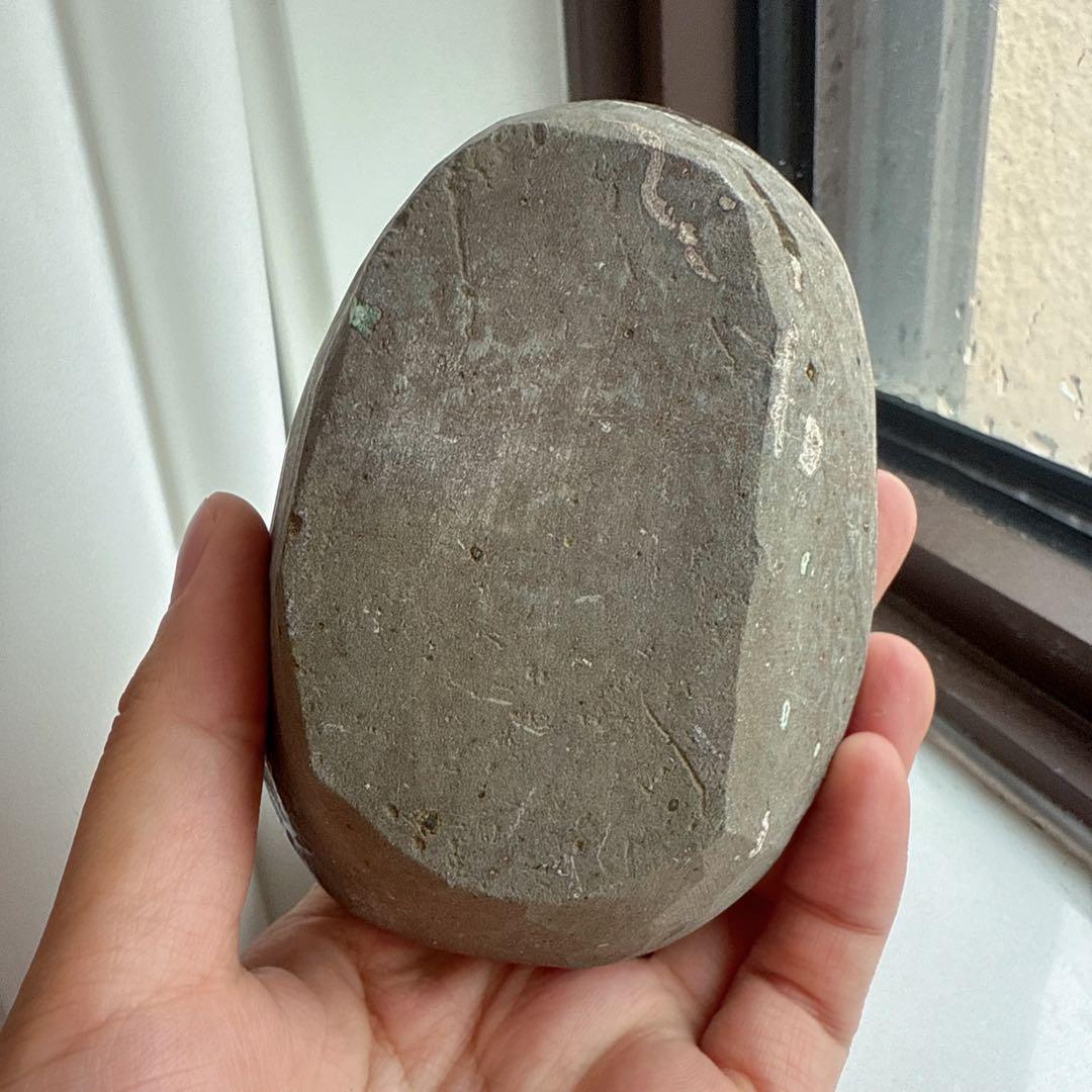 天然石アメジストの　置物　鉱物NO.080109