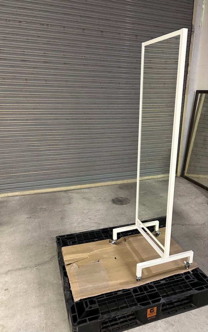 スタンドミラー 高さ1755mm 幅570mm 店舗什器