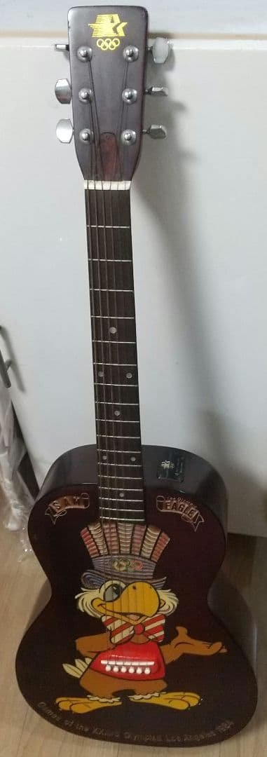 イーグルサムロサンゼルスオリンピック記念ギター - メルカリ