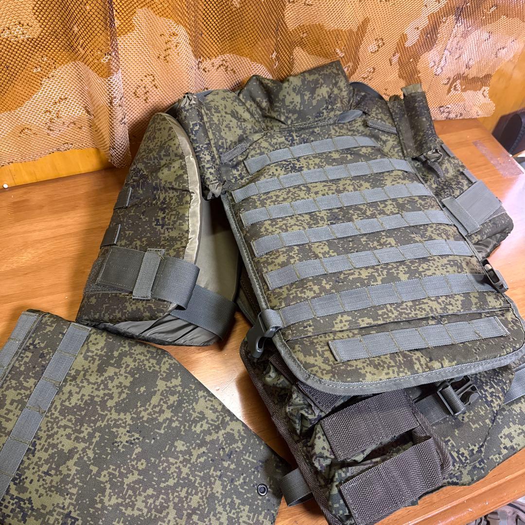 ロシア軍 6B45 ボディアーマー レプリカ - メルカリ