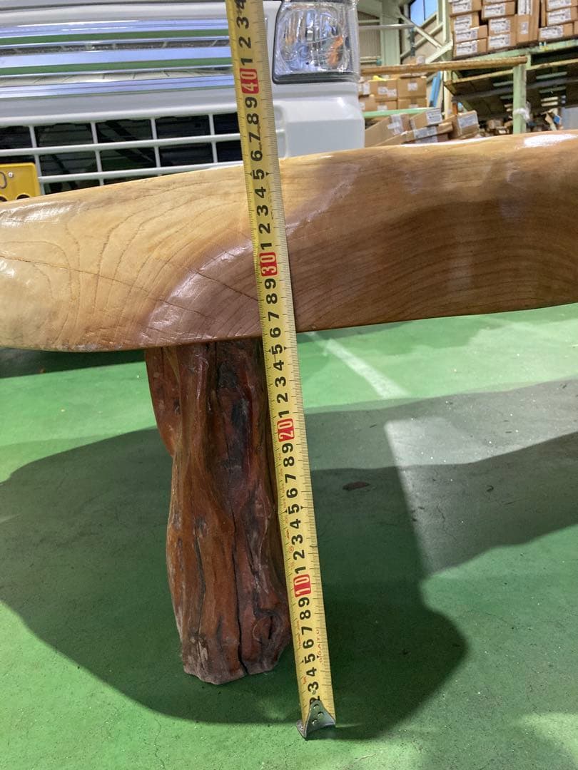 無垢材の自然形状テーブル 約150cm x 70cm