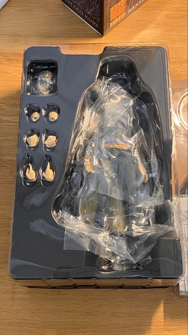 超像可動BIG 空条承太郎