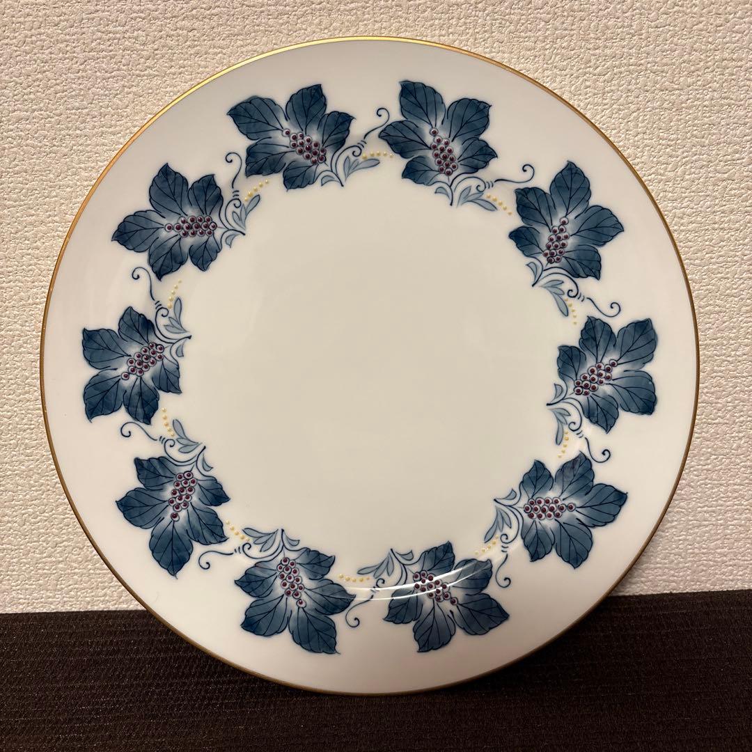 大倉陶園　金彩草花絵　呉須　手描き　ディナープレート　26cm