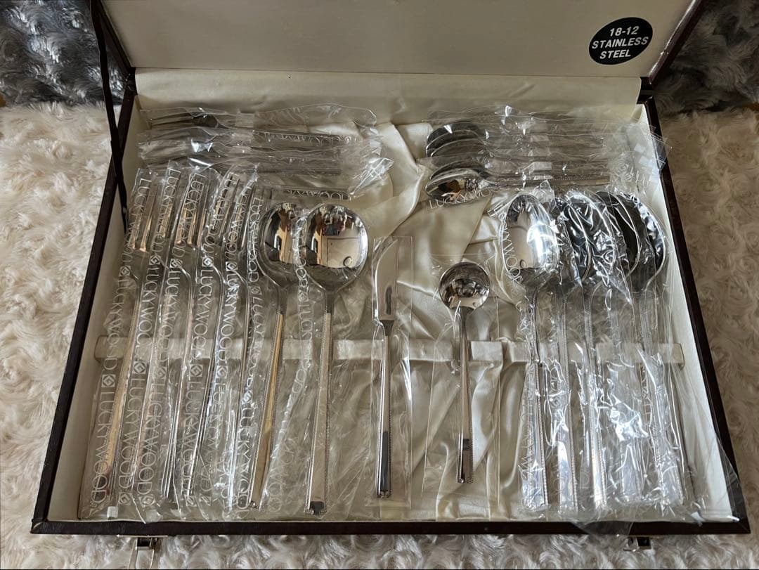 ラッキーウッド　カトラリーセット　ロマンス　ディナーセット〈29本セット〉※