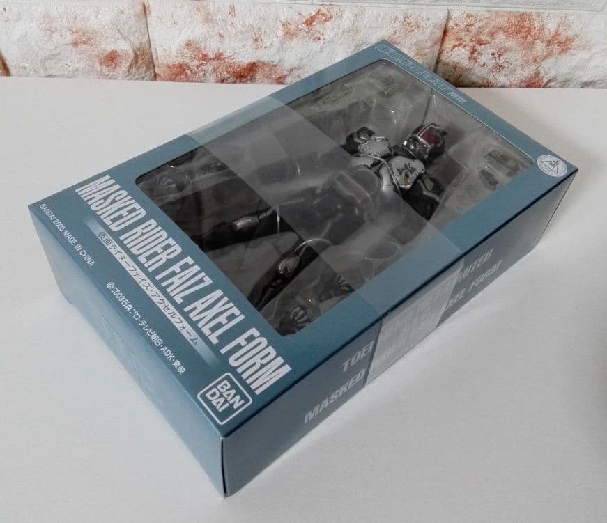 《特撮フィギュア》東映ヒーローネット限定【仮面ライダーファイズアクセルフォーム】