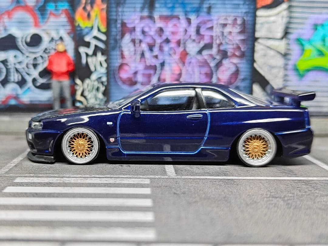 トミカ改造 日産 R34 GTR ボンネット開閉 紫マジョレット ホット