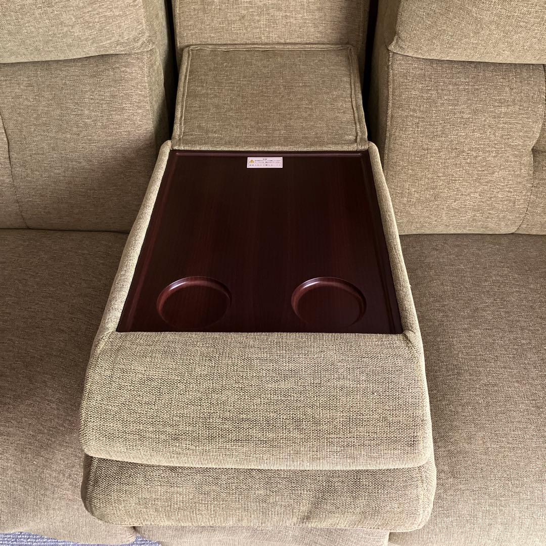 ニトリ　電動リクライニングソファ　3人掛け たのメル便で発送します