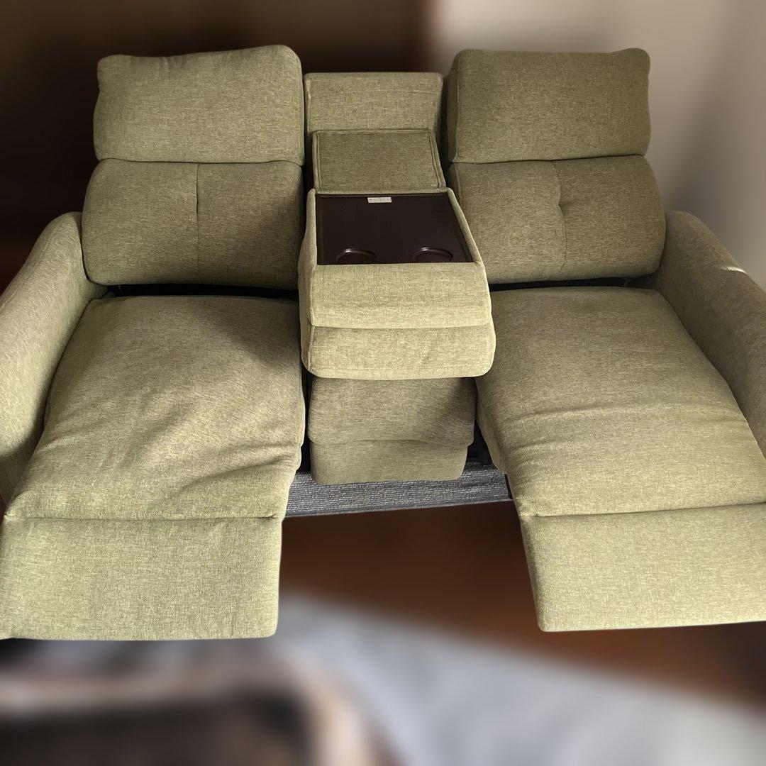 ニトリ　電動リクライニングソファ　3人掛け たのメル便で発送します