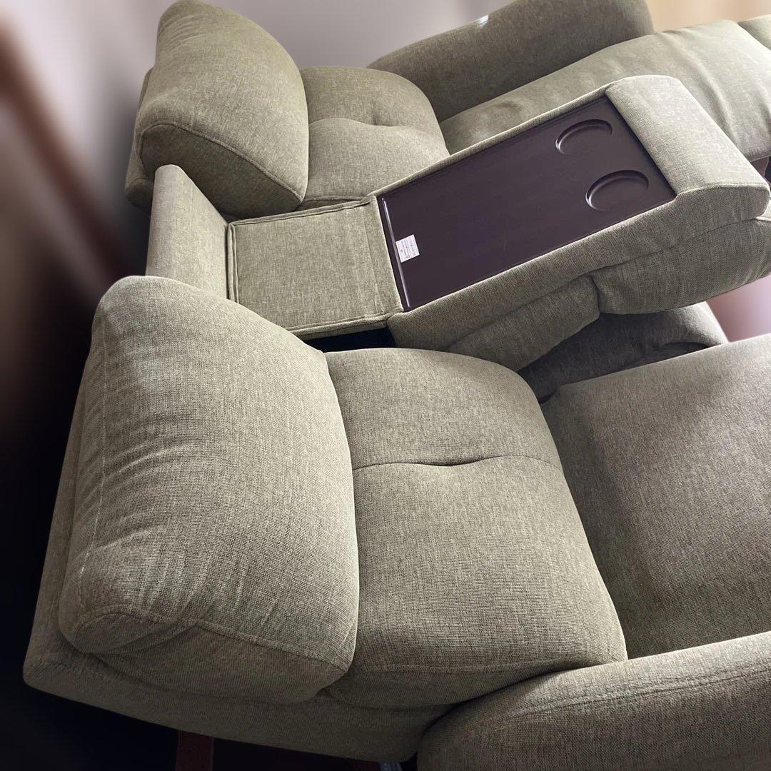 ニトリ　電動リクライニングソファ　3人掛け たのメル便で発送します