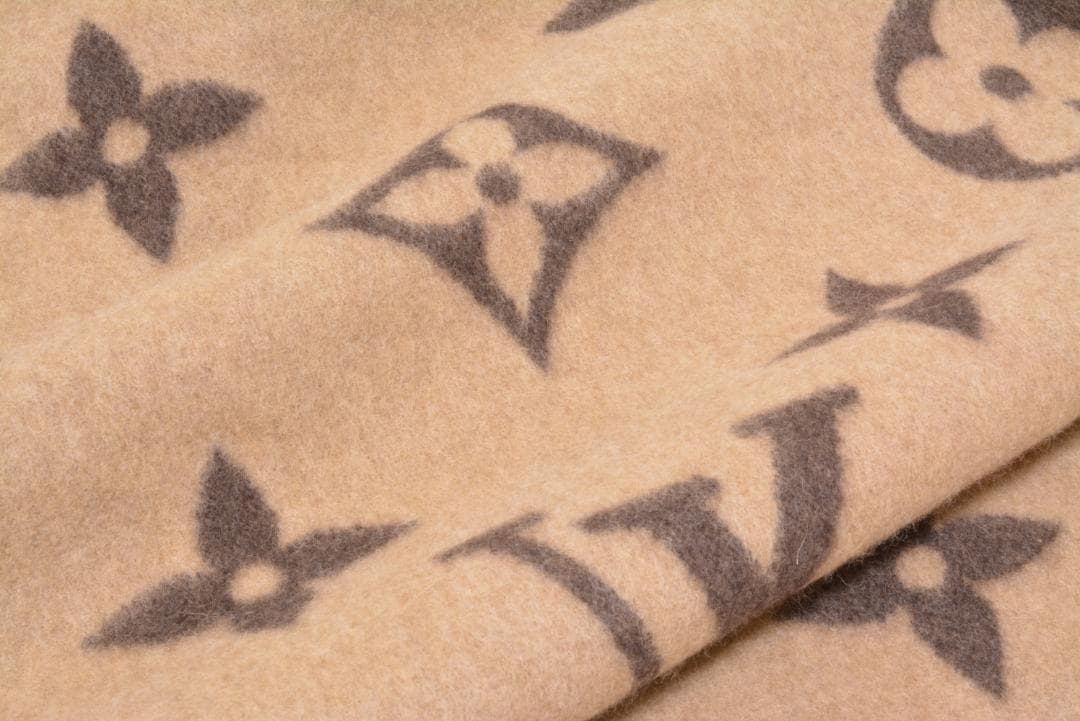 ルイヴィトン ブランケット プレッド ネオ モノグラム アンゴラ&ソフトウール