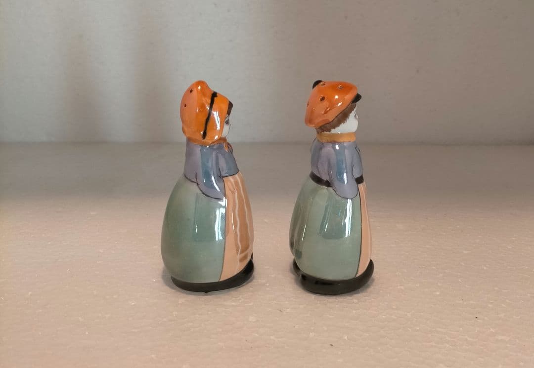 オールドノリタケ　ラスター彩　オランダ少年少女