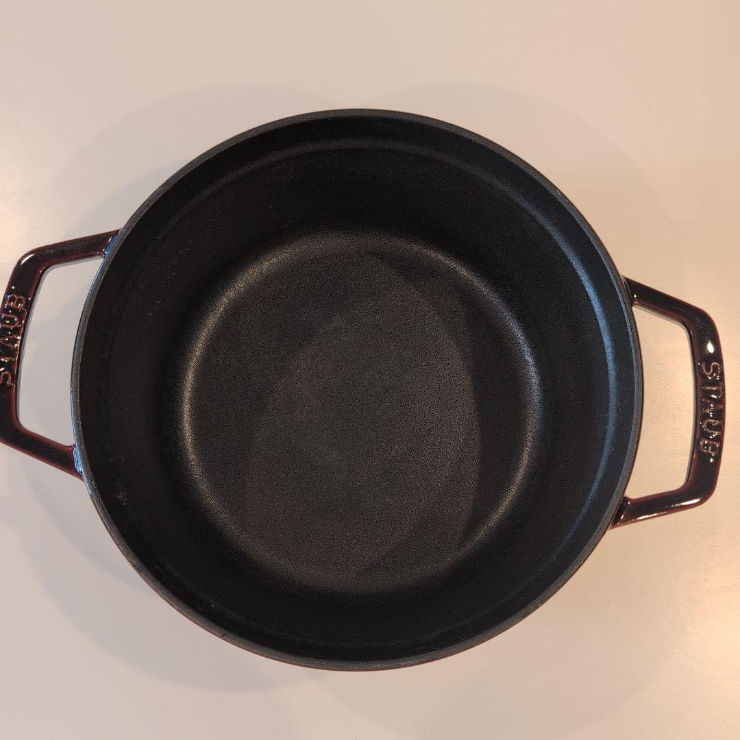 ストウブ ピコ・ココット 22 cm　グレナディンレッド　ラウンド　鋳鉄