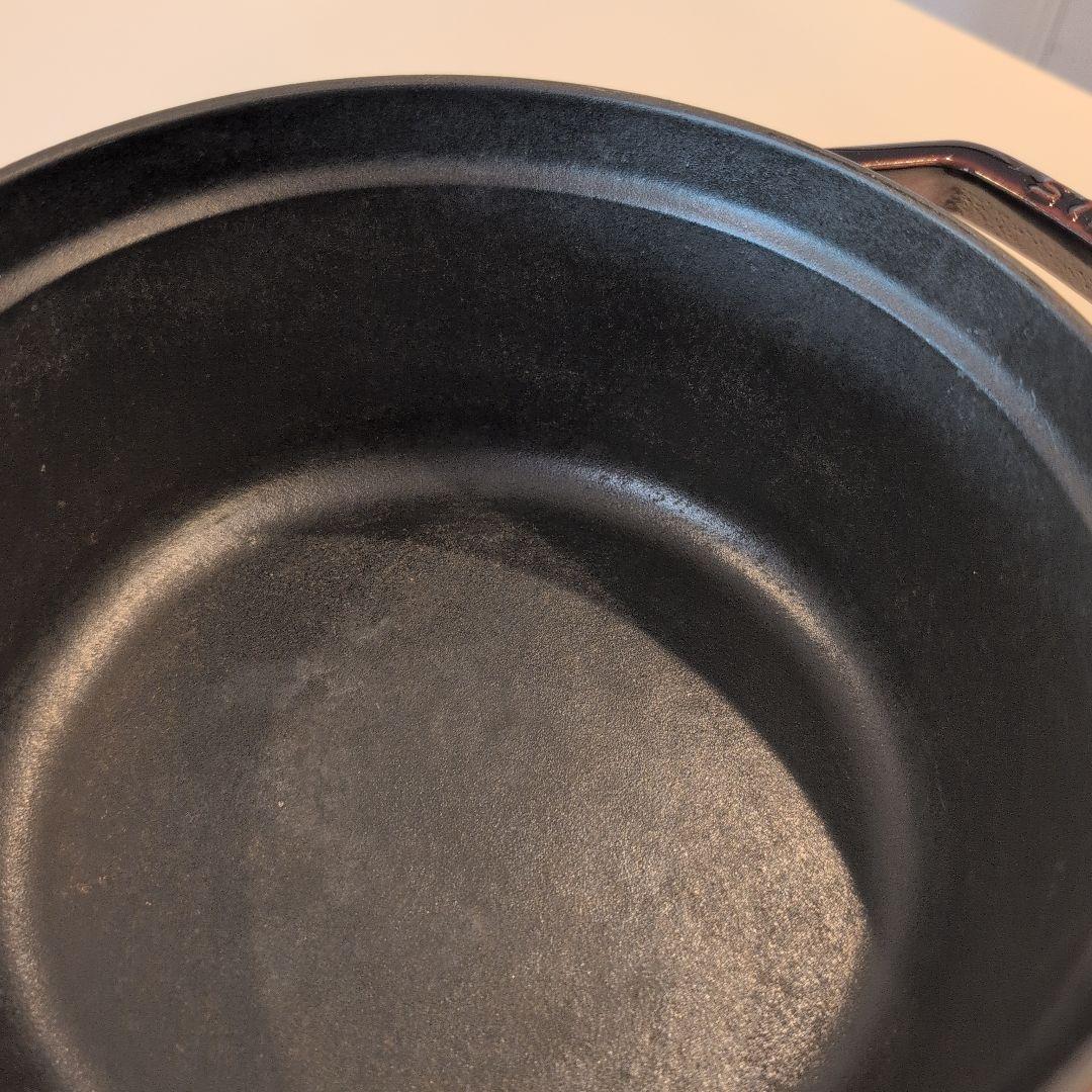 ストウブ ピコ・ココット 22 cm　グレナディンレッド　ラウンド　鋳鉄