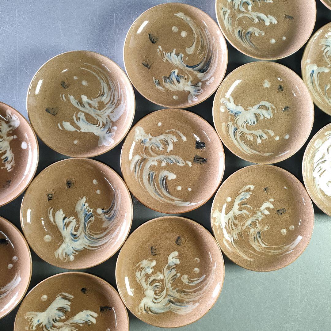 A1229-2/在銘/浪千鳥小皿18客/向付/銘々皿/飾皿/菓子皿/懐石道具/