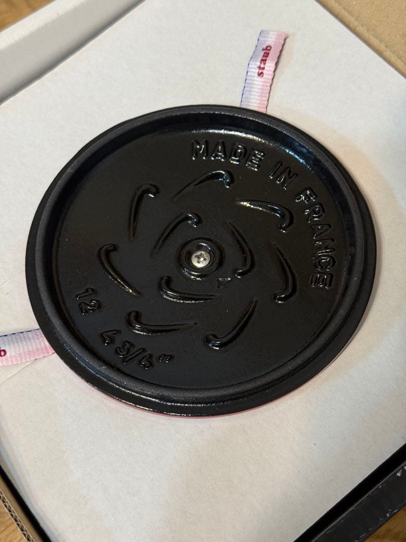 新品 ストウブ ラ・ココット de GOHAN S チェリー 12cm