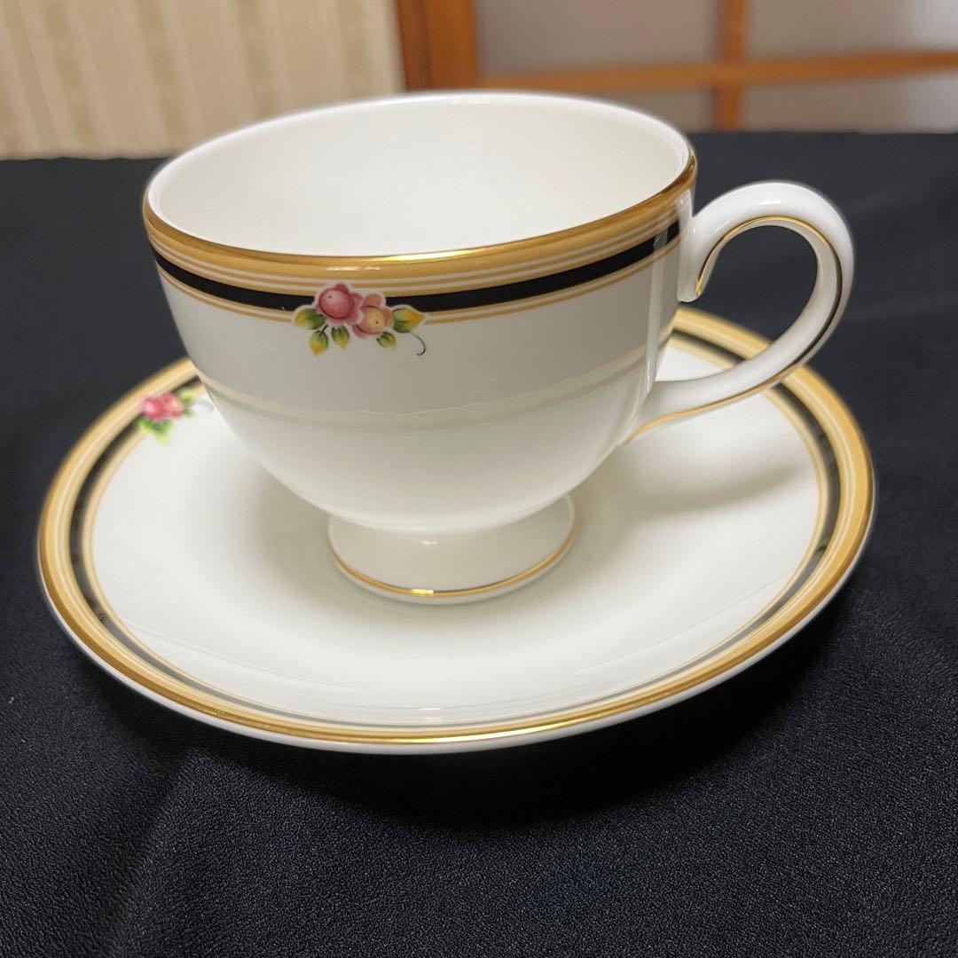 お値下げ！ウェッジウッド 廃盤5種類 カップ&ソーサー 5 客セット 箱