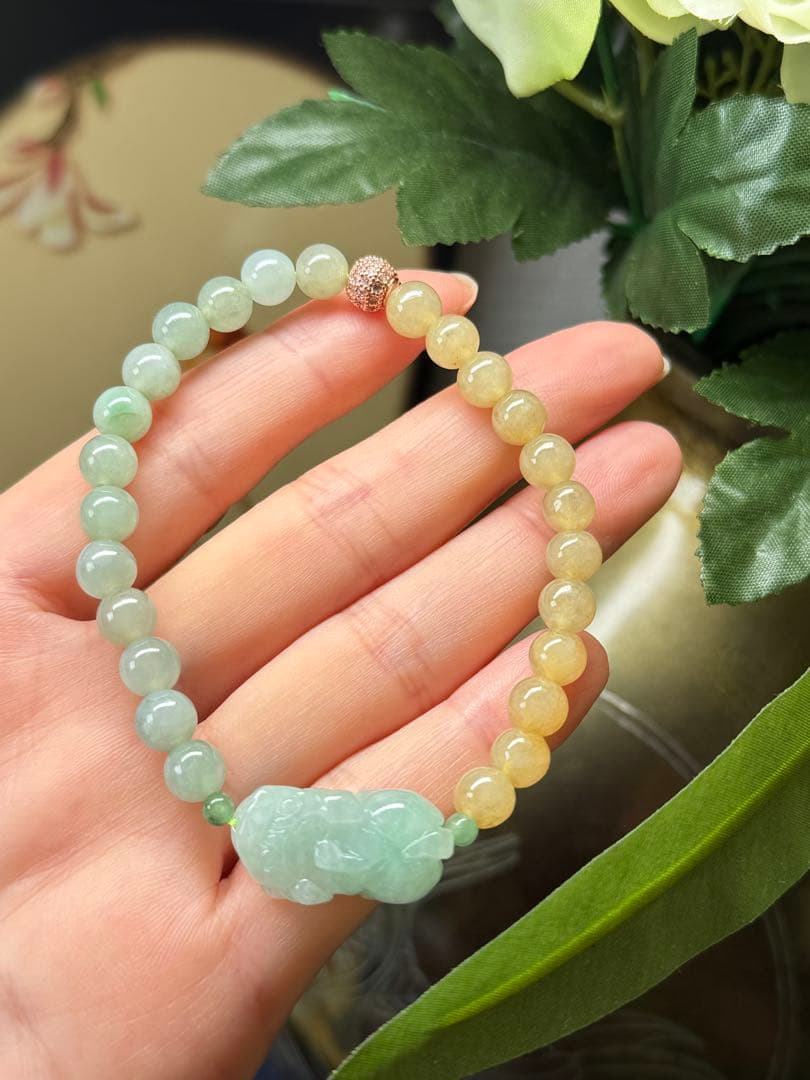 新作‼️ミャンマー産本翡翠　金運アップ⤴️貔貅様＆双色翡翠ブレスレット