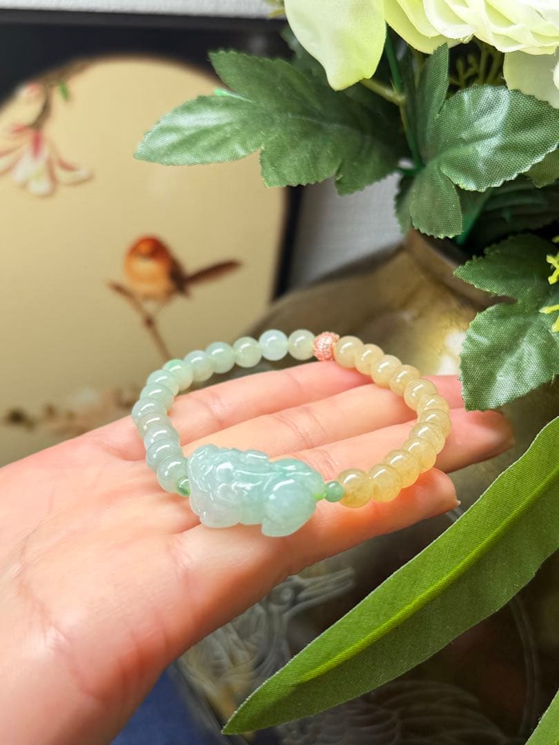 新作‼️ミャンマー産本翡翠　金運アップ⤴️貔貅様＆双色翡翠ブレスレット