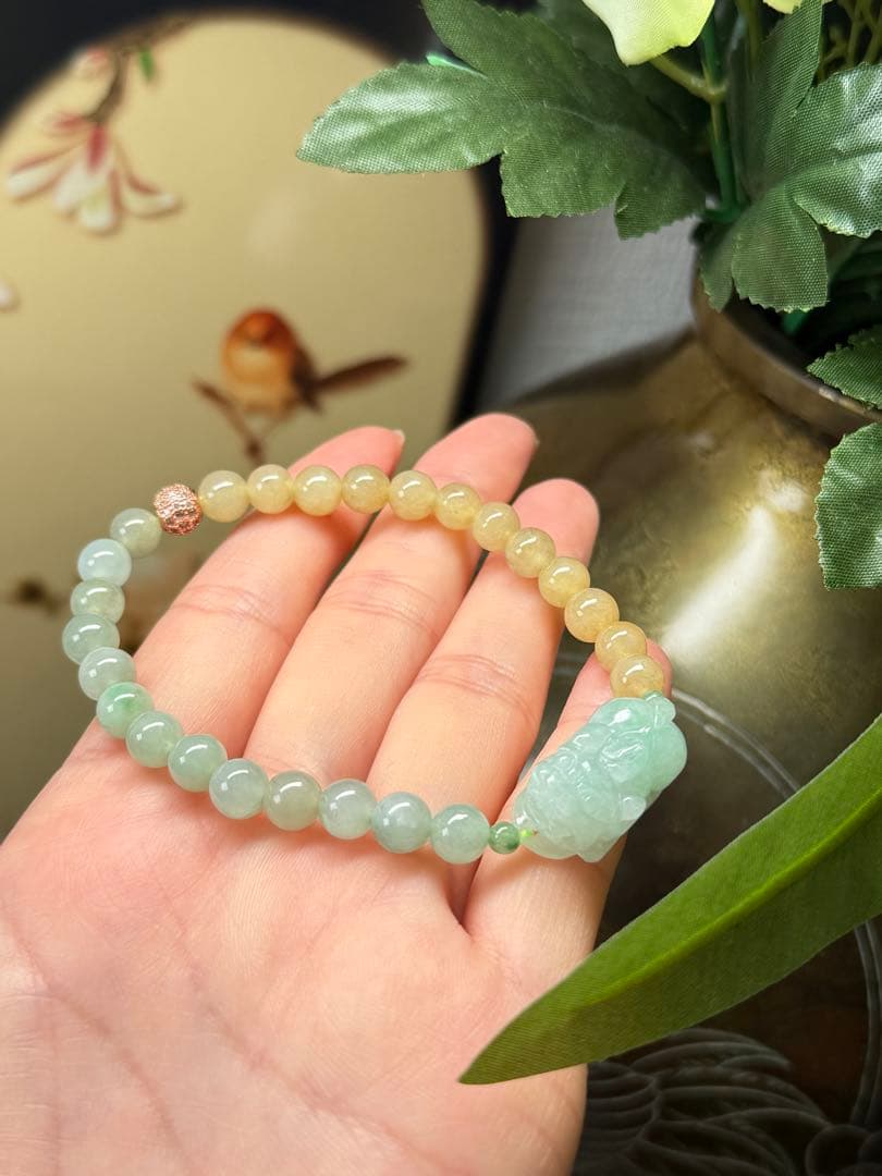 新作‼️ミャンマー産本翡翠　金運アップ⤴️貔貅様＆双色翡翠ブレスレット