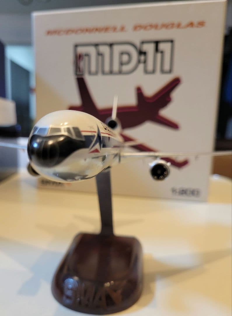 超激レア！McDonnell Douglas MD-11 1/200 デルタ