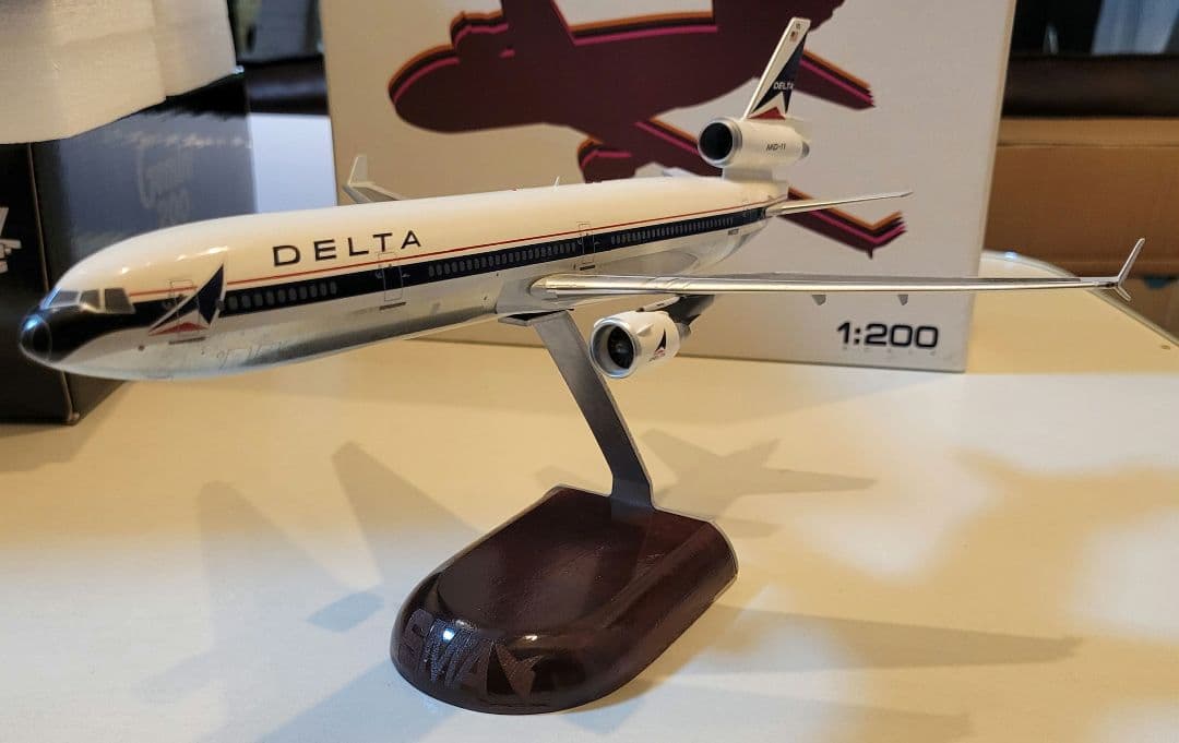 超激レア！McDonnell Douglas MD-11 1/200 デルタ
