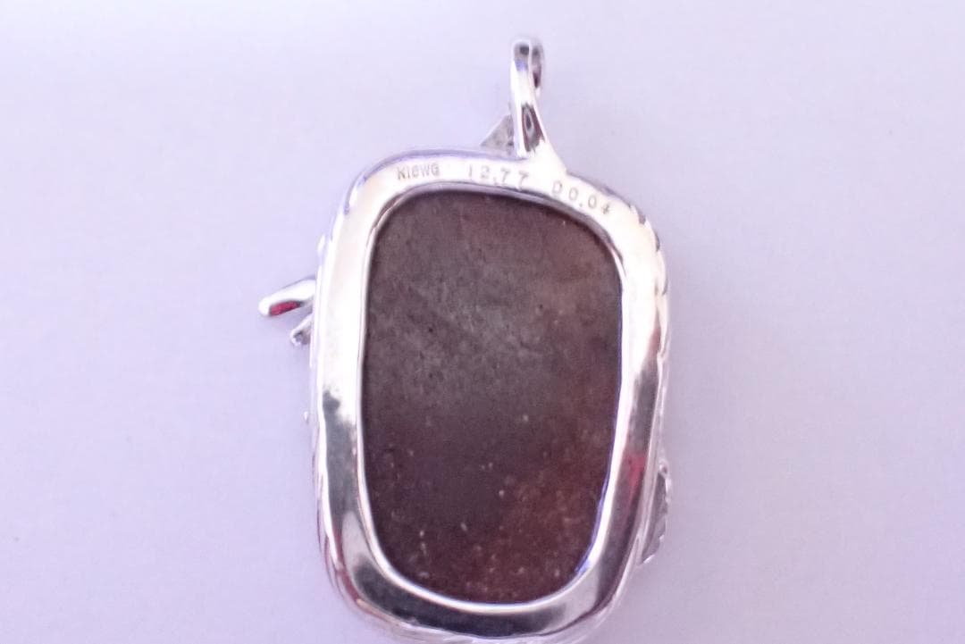 ボルダーオパール　ペンダントトップ　12.77ct　ダイヤ0.04ct　059