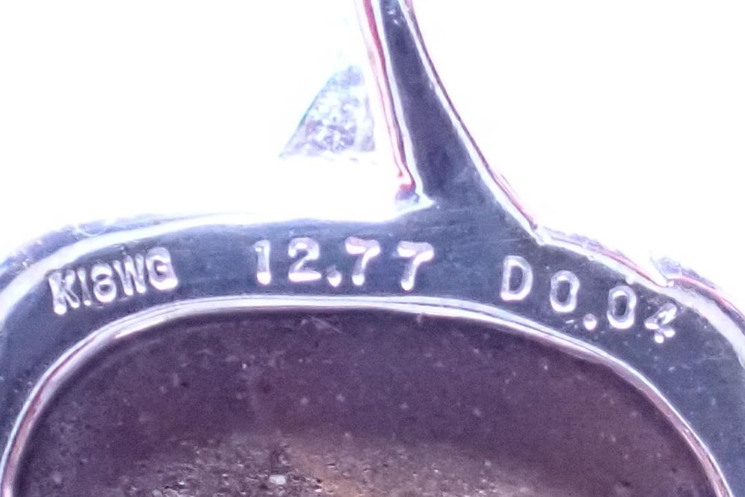 ボルダーオパール　ペンダントトップ　12.77ct　ダイヤ0.04ct　059