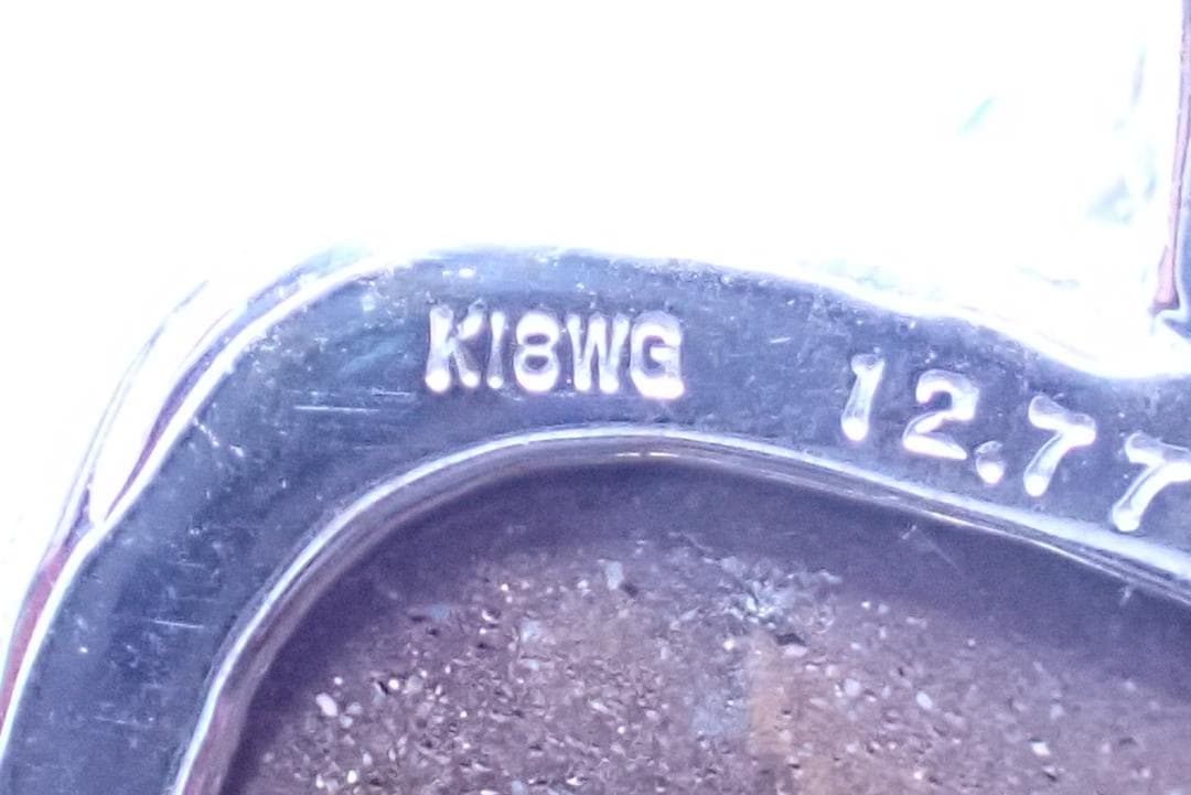 ボルダーオパール　ペンダントトップ　12.77ct　ダイヤ0.04ct　059