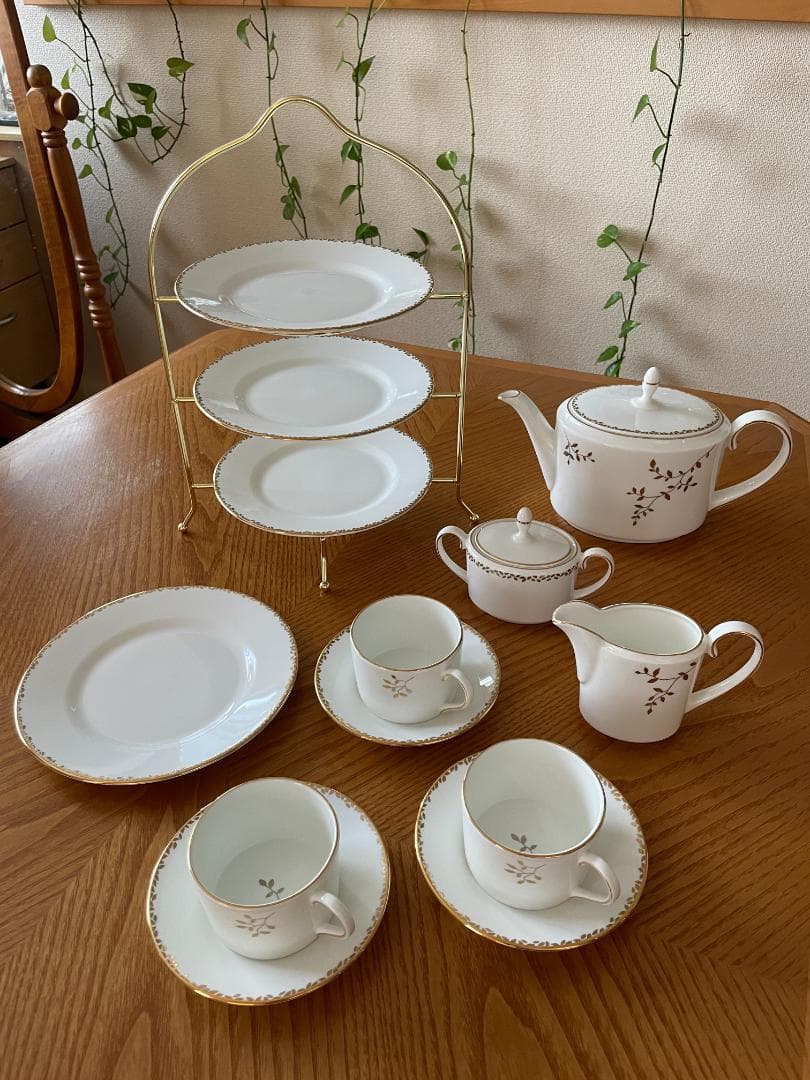 【新品シール付き】 ウェッジウッド ヴェラウォン ギルデッドリーフ 希少品 レア