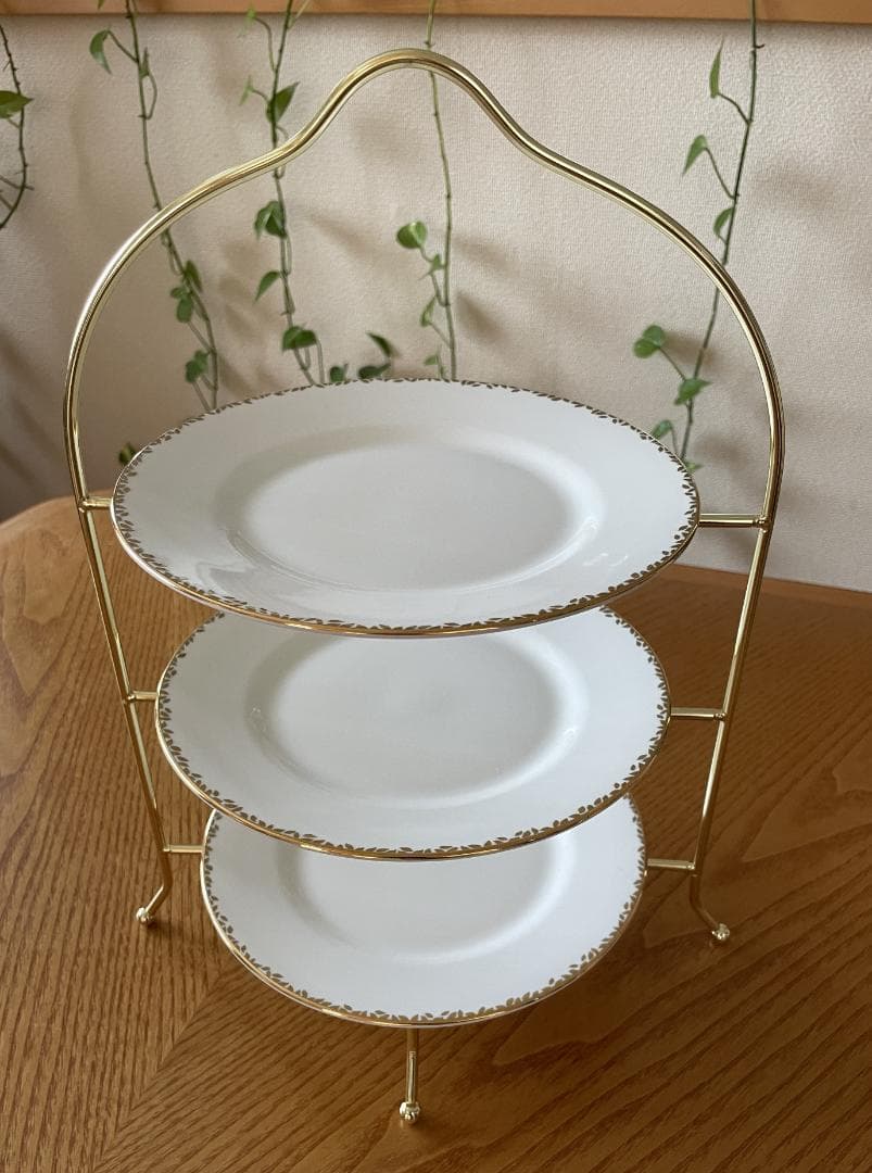 【新品シール付き】 ウェッジウッド ヴェラウォン ギルデッドリーフ 希少品 レア