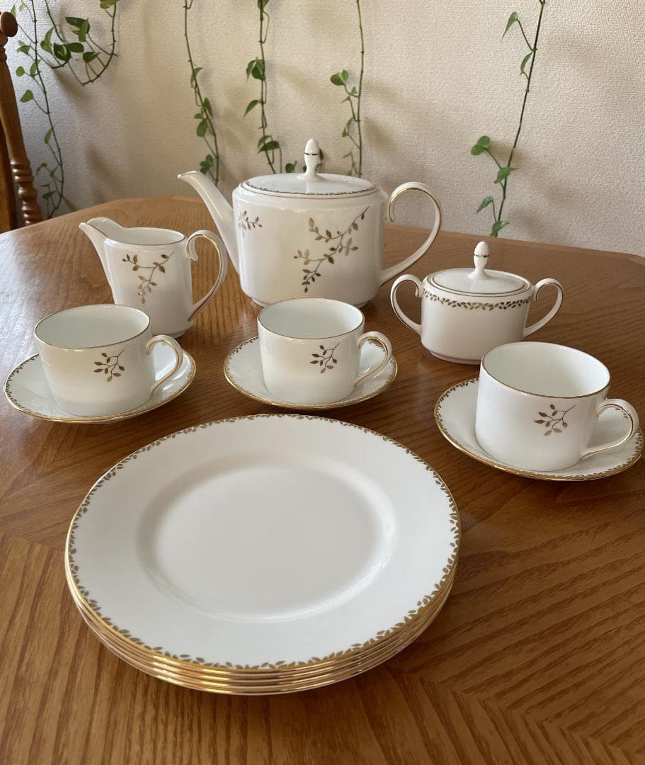 【新品シール付き】 ウェッジウッド ヴェラウォン ギルデッドリーフ 希少品 レア