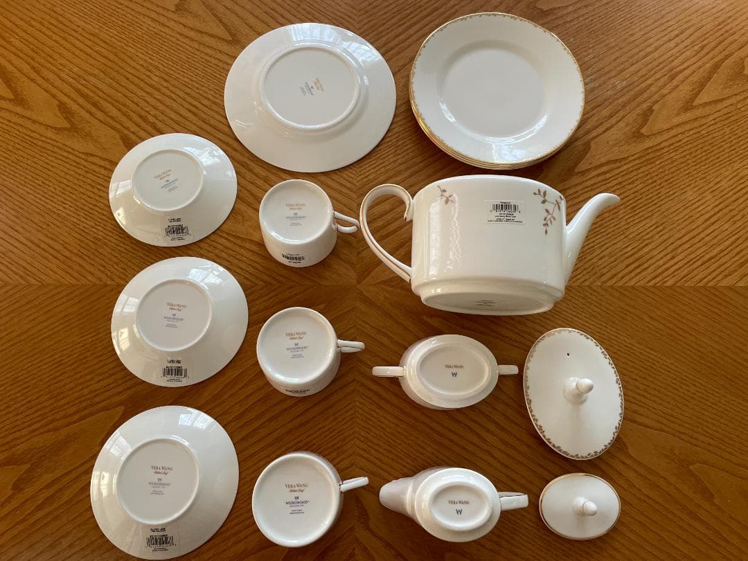 【新品シール付き】 ウェッジウッド ヴェラウォン ギルデッドリーフ 希少品 レア