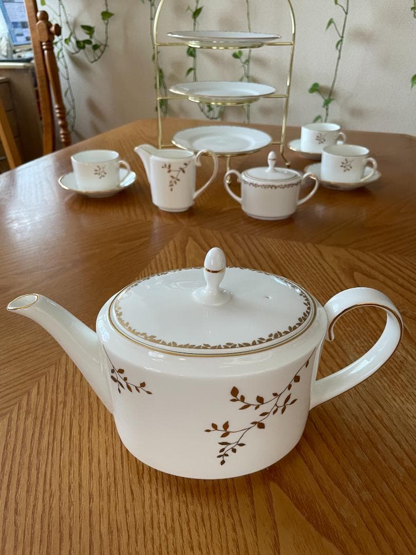 【新品シール付き】 ウェッジウッド ヴェラウォン ギルデッドリーフ 希少品 レア