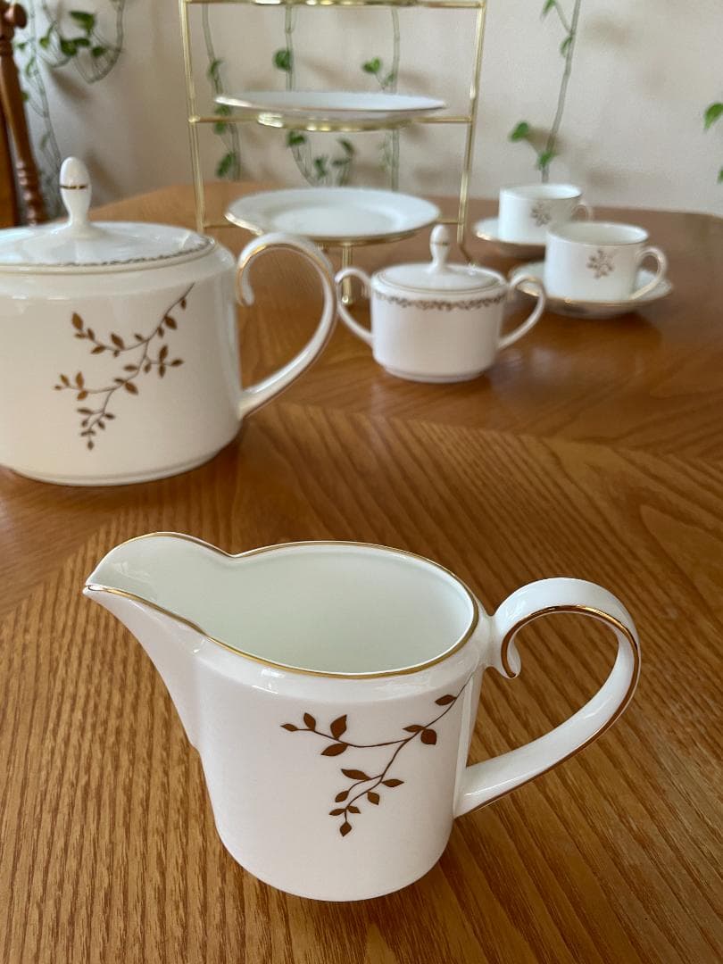 【新品シール付き】 ウェッジウッド ヴェラウォン ギルデッドリーフ 希少品 レア