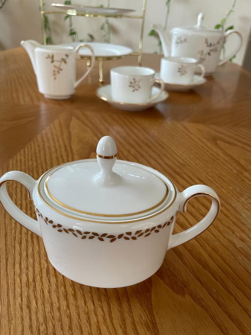 【新品シール付き】 ウェッジウッド ヴェラウォン ギルデッドリーフ 希少品 レア