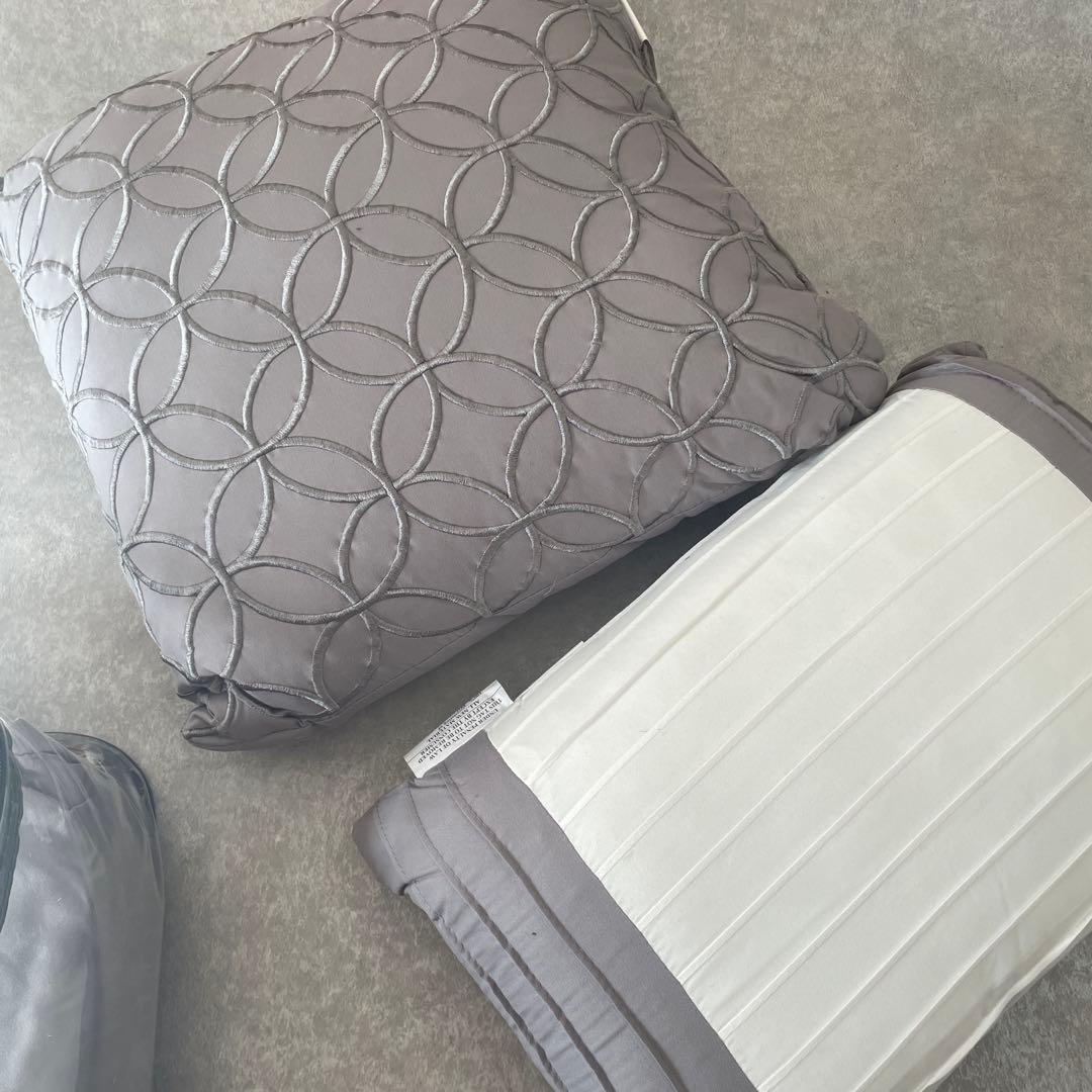 新品同様【定価3万】MADISON PARK 高級 掛け布団カバーセット