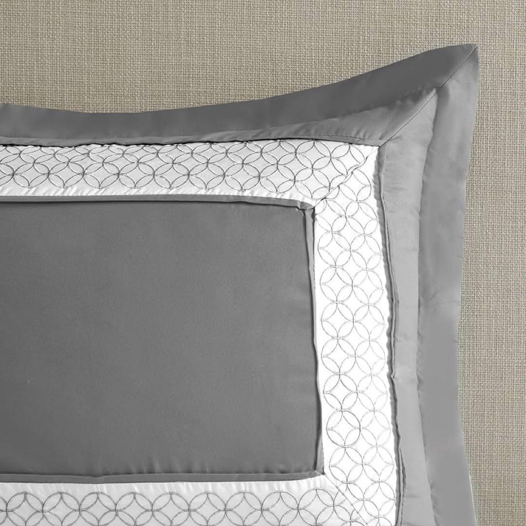 新品同様【定価3万】MADISON PARK 高級 掛け布団カバーセット