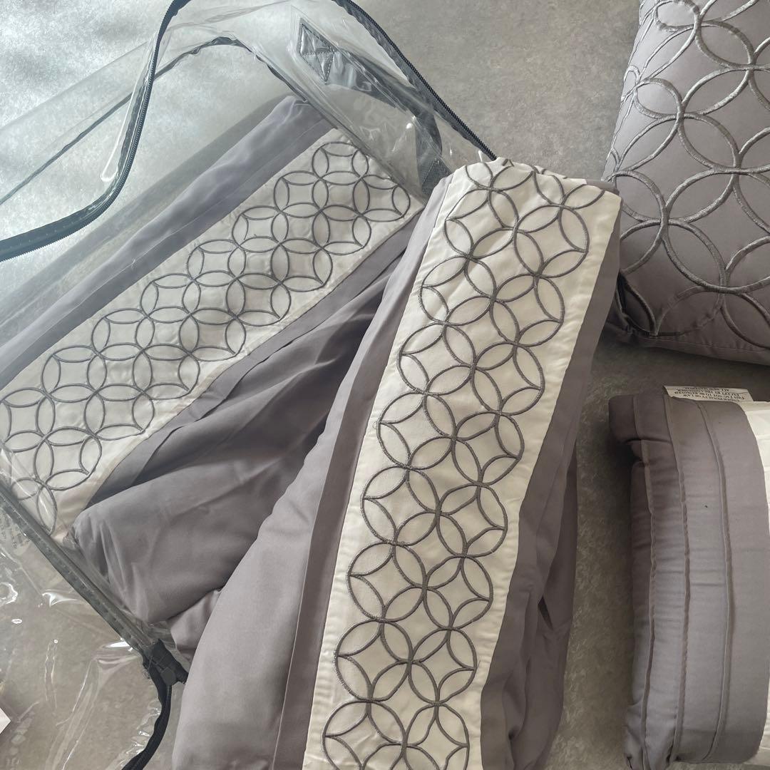 新品同様【定価3万】MADISON PARK 高級 掛け布団カバーセット