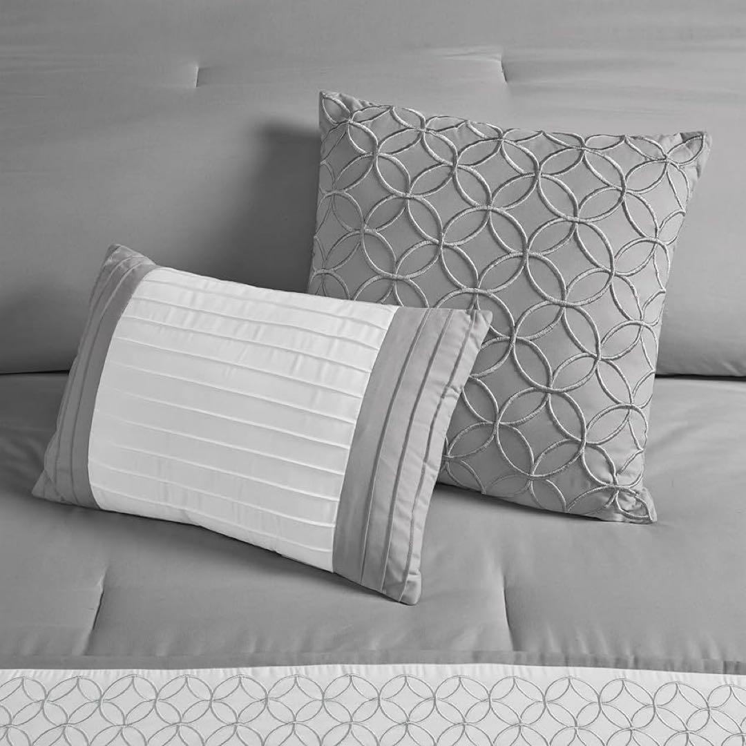 新品同様【定価3万】MADISON PARK 高級 掛け布団カバーセット