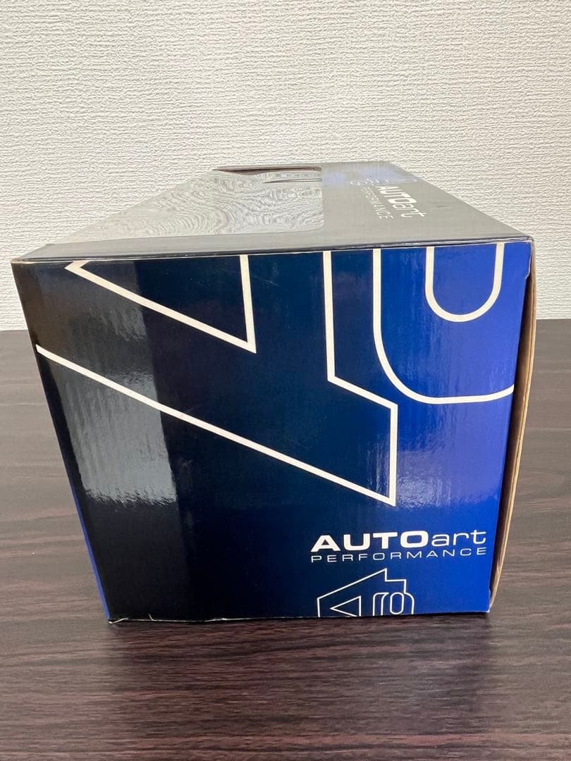 オートアート1/18 be-J世界限定500台 R34スカイラインGT-R