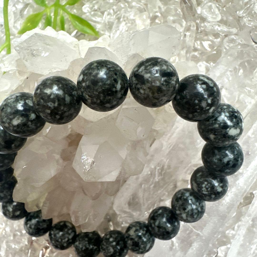 【遠野霊石】 高波動が現実を動かす｜幸運と願いを引き寄せる奇跡の石 10mm